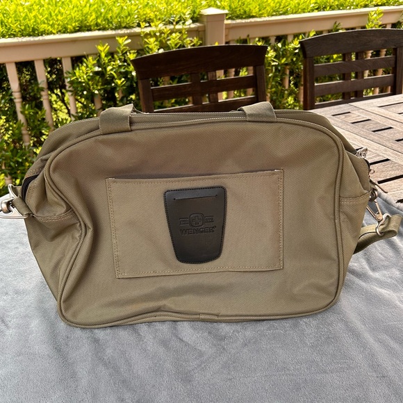 SwissGear Wenger Army Green Satchel Bag Like New - Picture 2 of 10